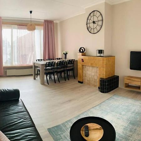 Apartament Cosy House In The Heart Of The Center! Oostburg Zewnętrze zdjęcie
