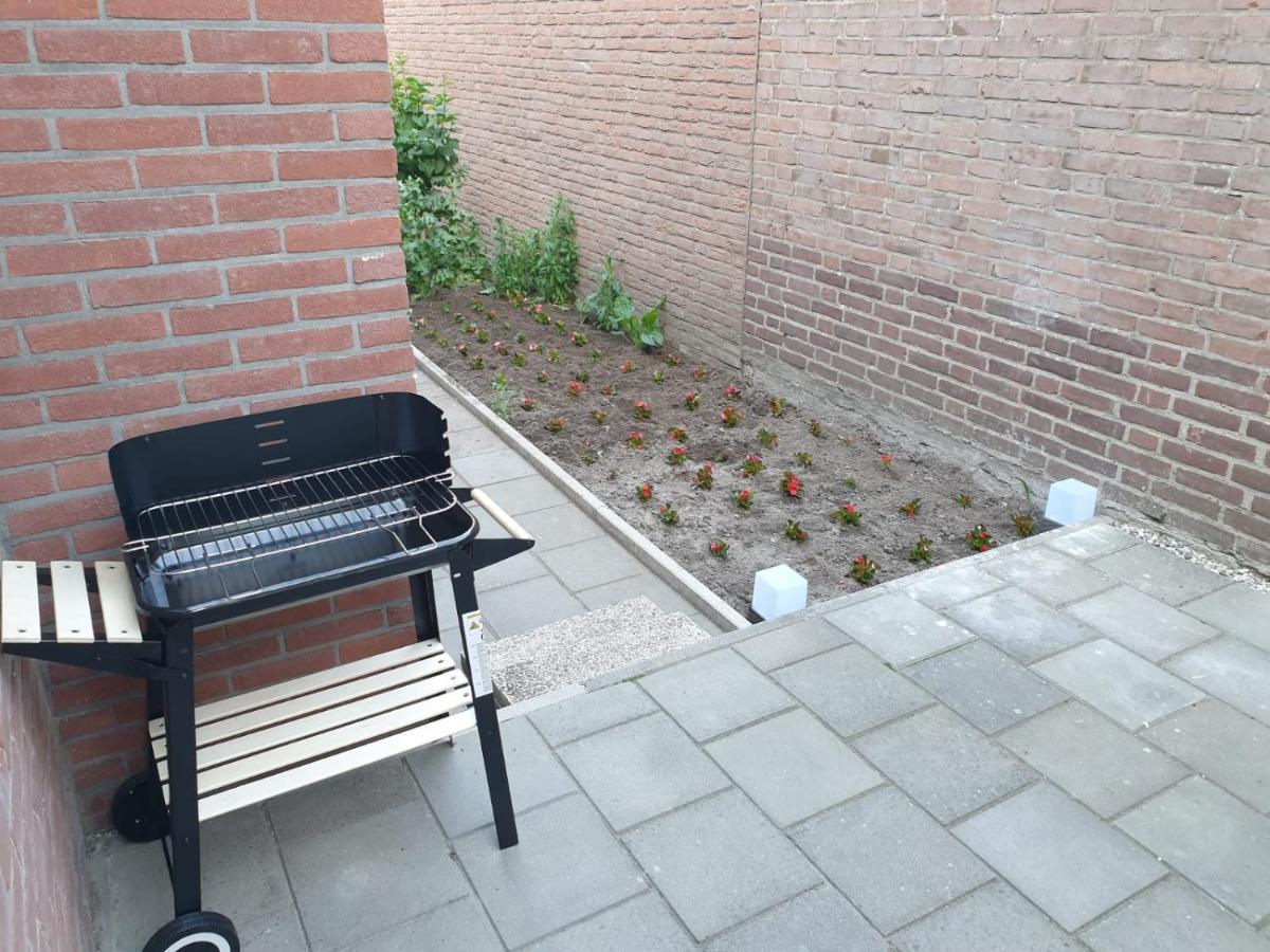 Apartament Cosy House In The Heart Of The Center! Oostburg Zewnętrze zdjęcie
